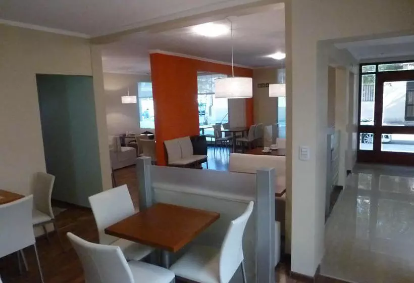 Hotelli Apart Costa Rivera