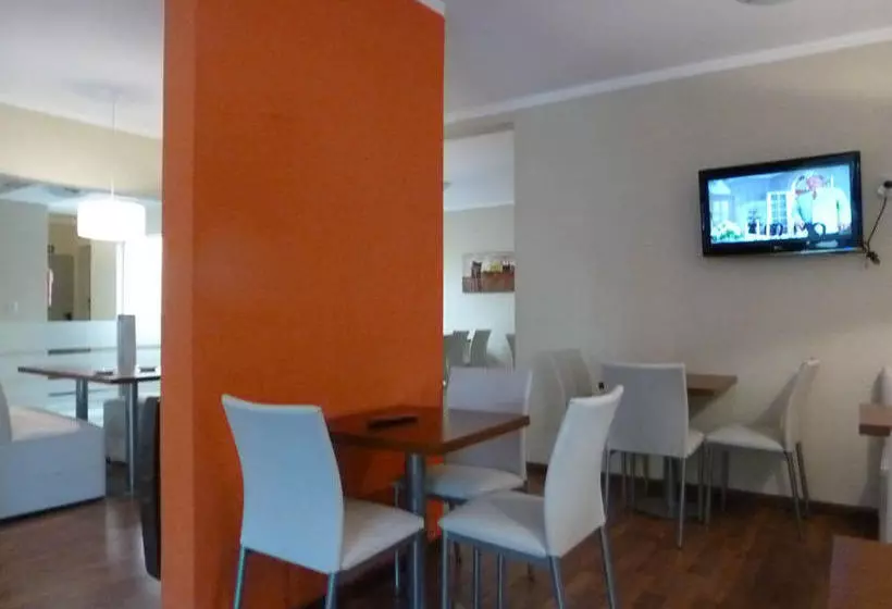 Hotelli Apart Costa Rivera