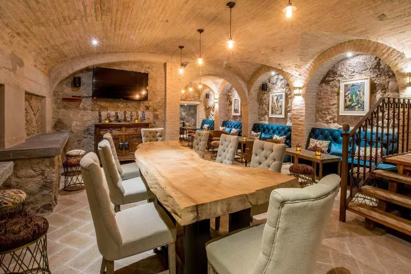 Casa 1810 Hotel Boutique