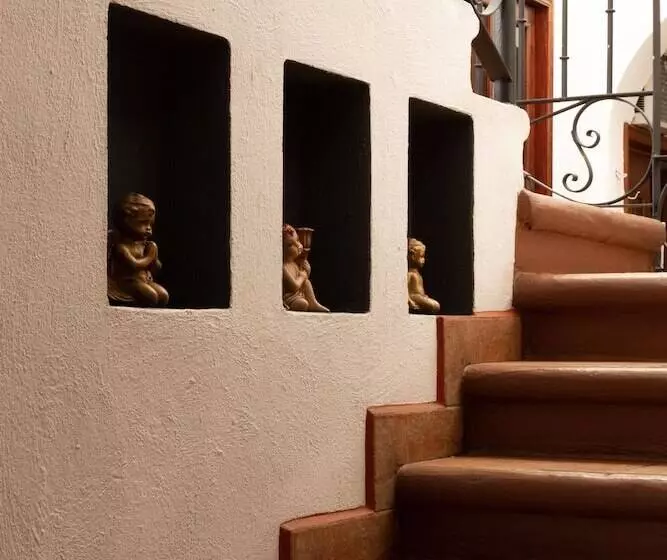 هتل Casa De Los Frailes