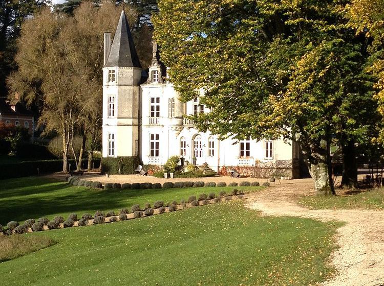 فندق Château De Vallagon