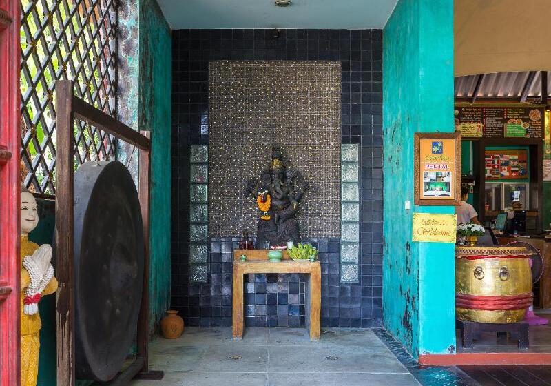 هتل Cocoville Phuket Sha Plus