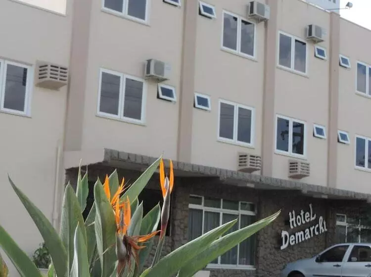 בית מלון כפרי Demarchi