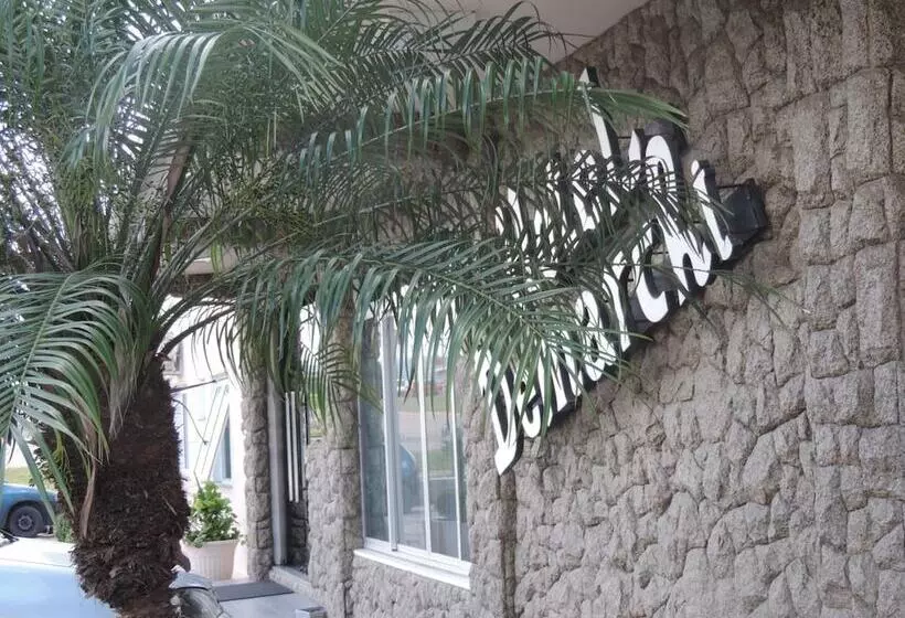 בית מלון כפרי Demarchi