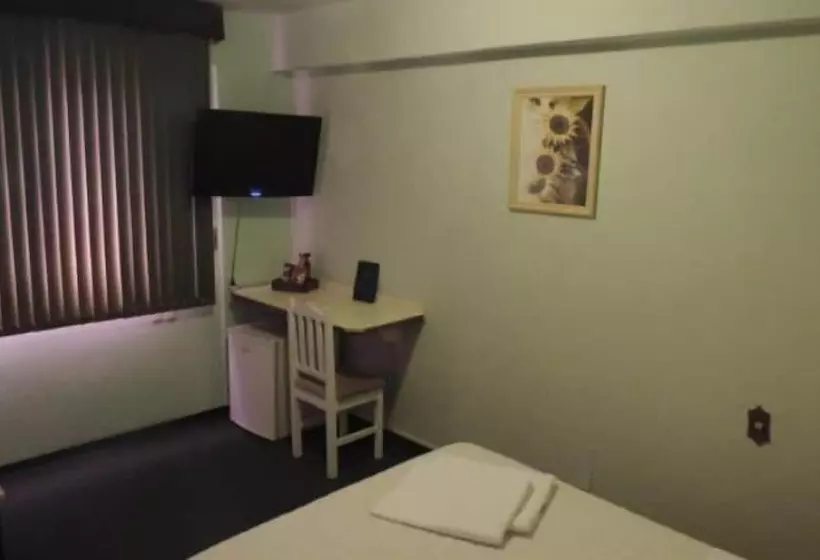 בית מלון כפרי Demarchi