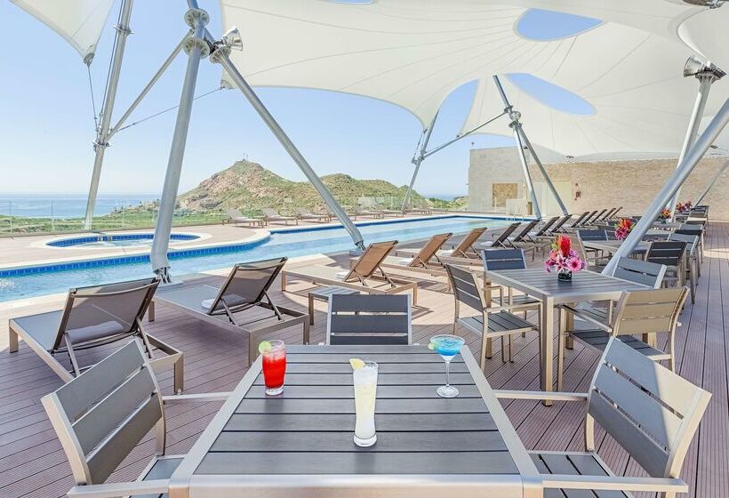 هتل Hampton Inn & Suites By Hilton Los Cabos