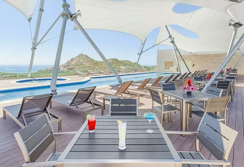 Hotel Hampton Inn & Suites By Hilton Los Cabos