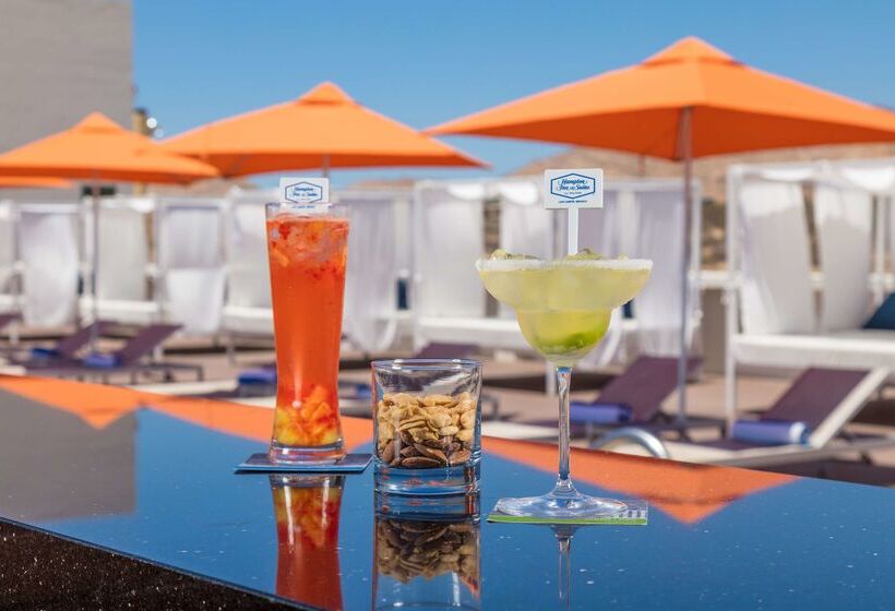 هتل Hampton Inn & Suites By Hilton Los Cabos