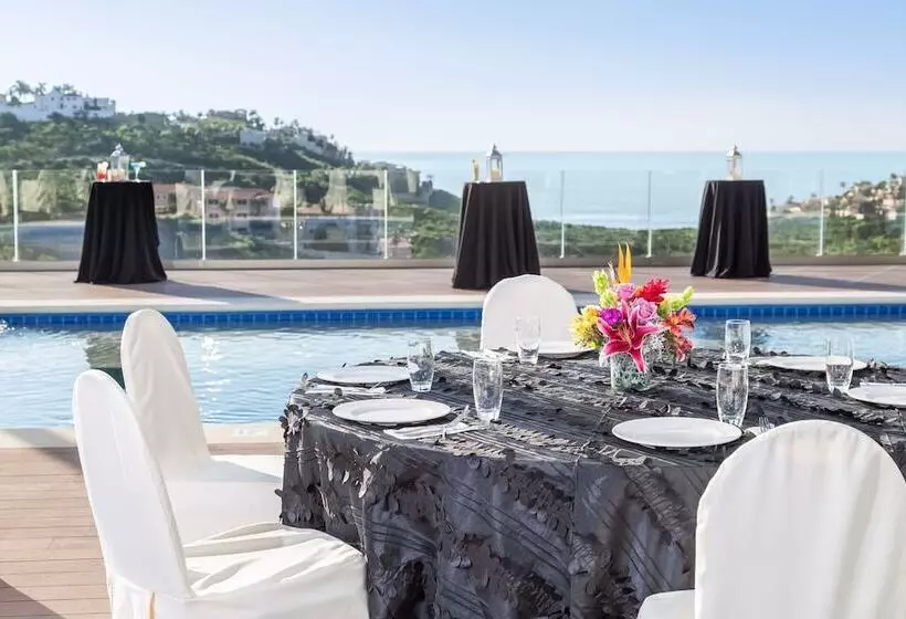 Hotel Hampton Inn & Suites By Hilton Los Cabos