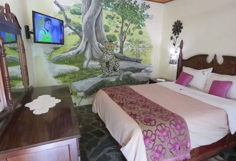 בית מלון כפרי Parrot Lodge