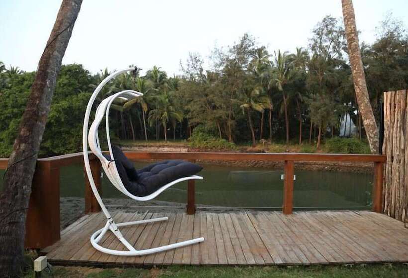 ホテル Teso Waterfront