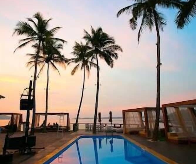 ホテル Teso Waterfront