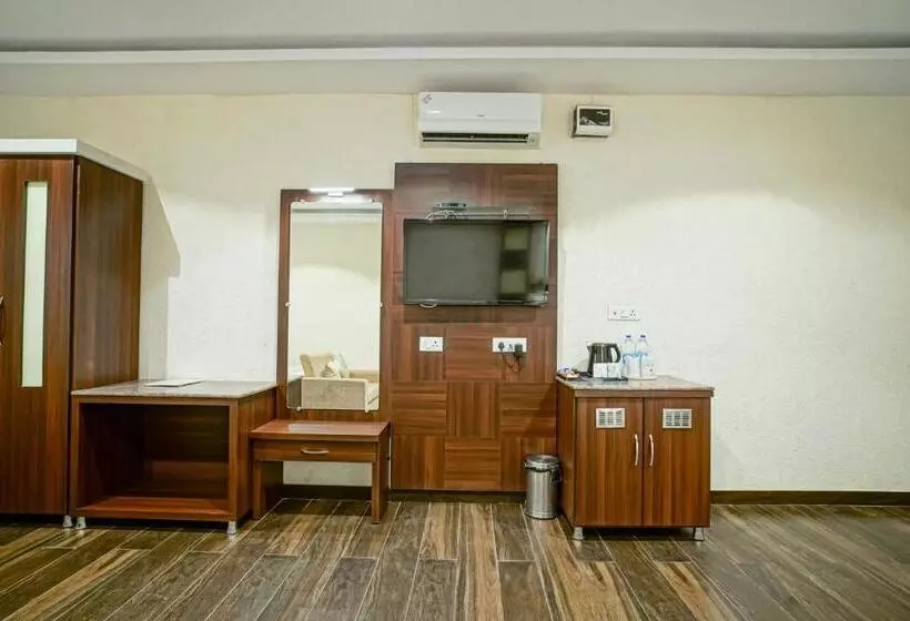 Отель The Grand Shiva Resort And Spa