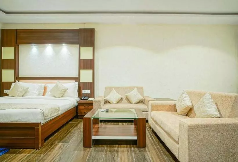 Отель The Grand Shiva Resort And Spa