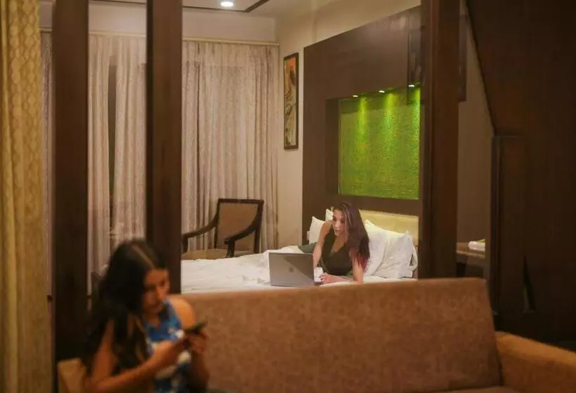 Отель The Grand Shiva Resort And Spa