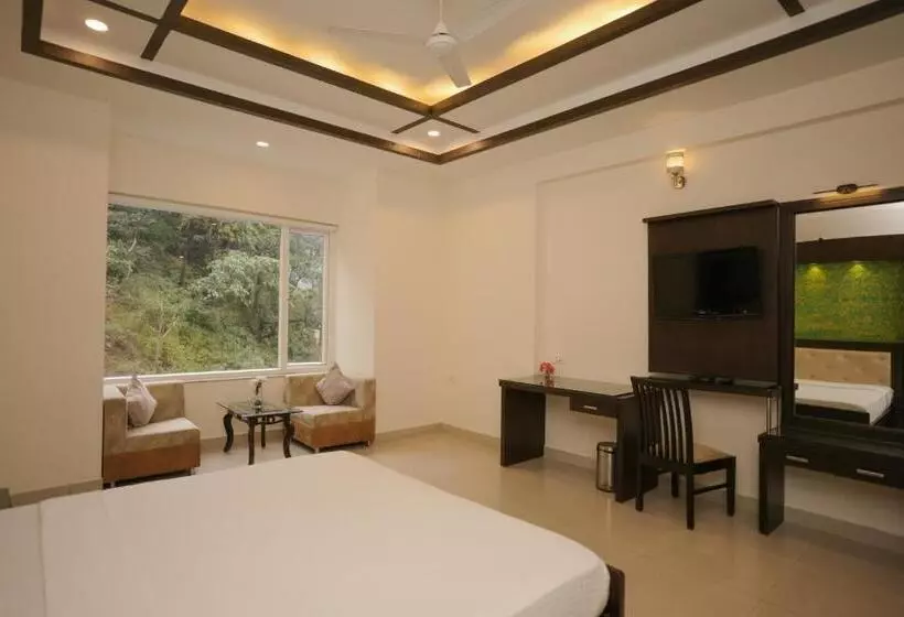 Отель The Grand Shiva Resort And Spa