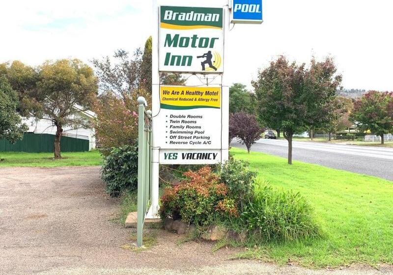 Motel Bradman Motor Inn