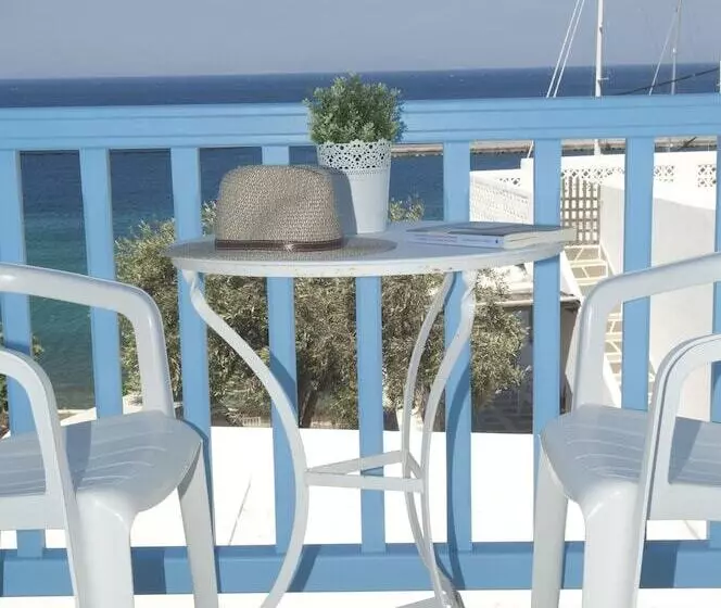 פנסיון Asimina