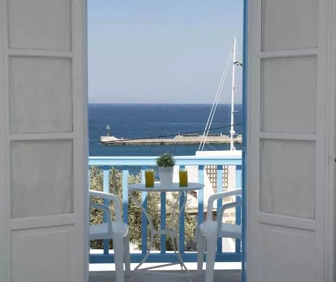 פנסיון Asimina