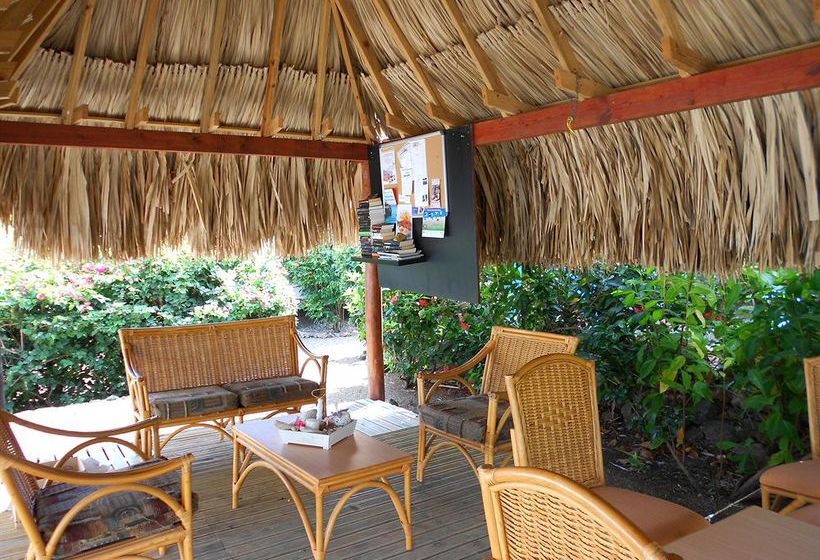 Westhill Bungalows & Diving