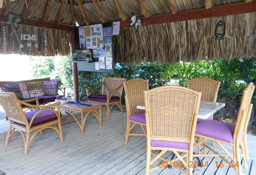 Westhill Bungalows & Diving