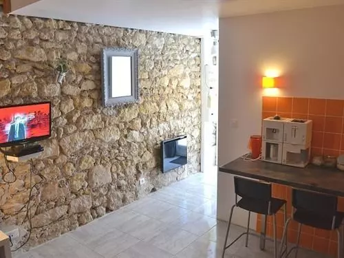 مبيت وإفطار Villa Vino