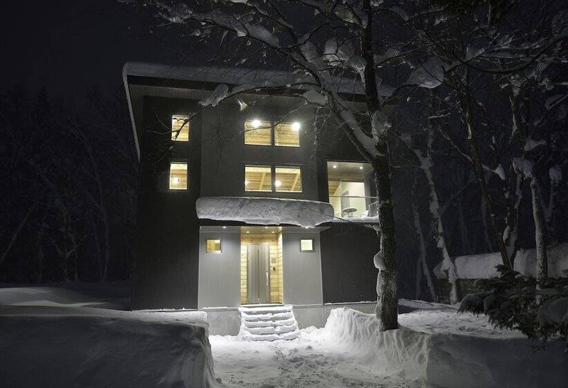 Bluebird Chalets By The Hakuba Collection