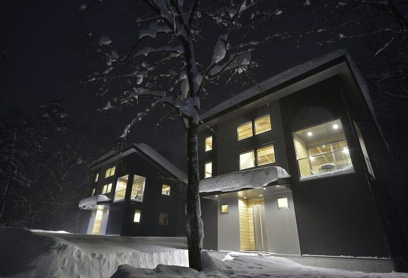 Bluebird Chalets By The Hakuba Collection