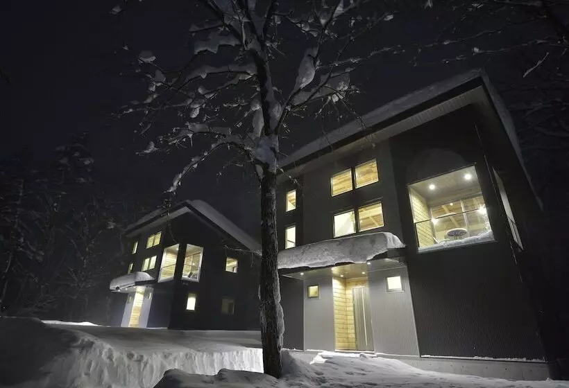 Bluebird Chalets By The Hakuba Collection