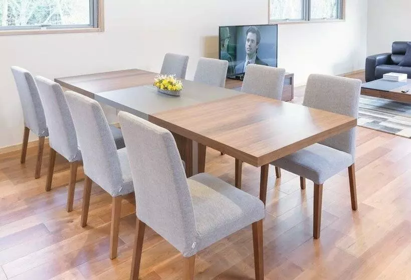 Bluebird Chalets By The Hakuba Collection