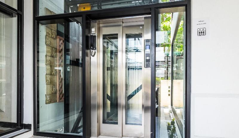 ホテル Basaya Laemchabang