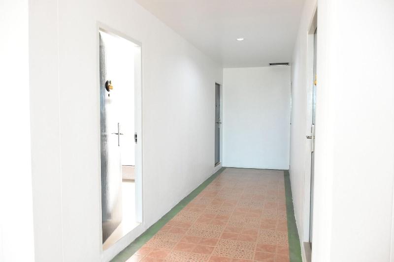 ホテル Basaya Laemchabang