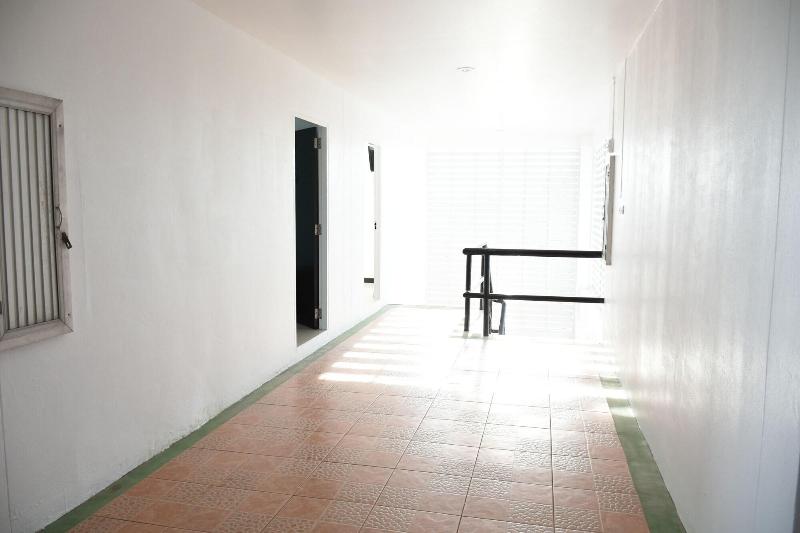 ホテル Basaya Laemchabang