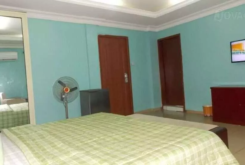 هتل Divine Foutain Apapa Branch