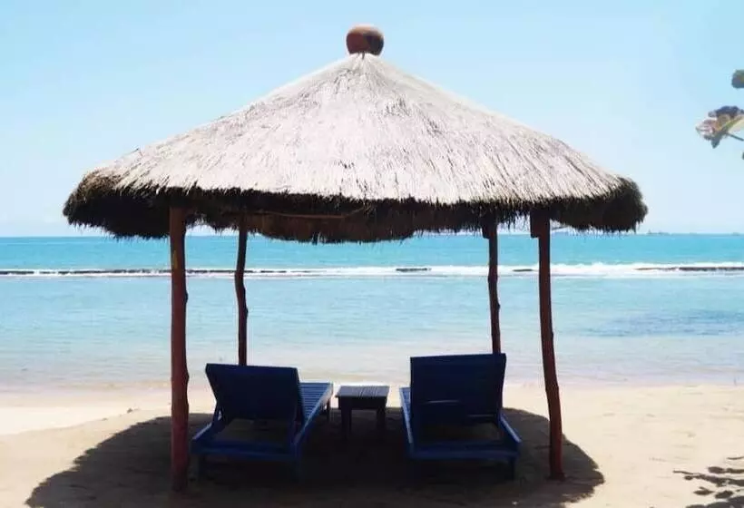 هتل Robinson Plage