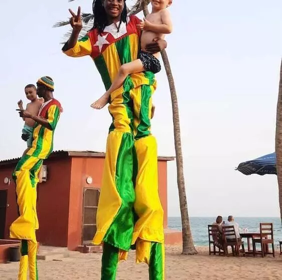 هتل Robinson Plage