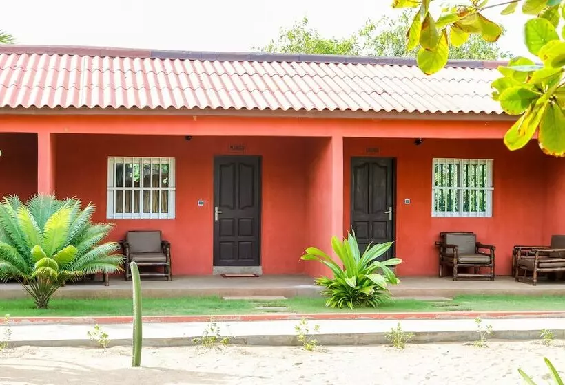 هتل Robinson Plage