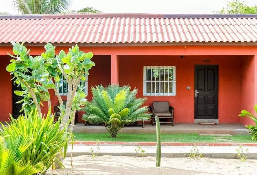 هتل Robinson Plage