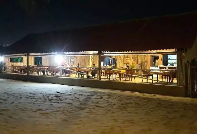 هتل Robinson Plage