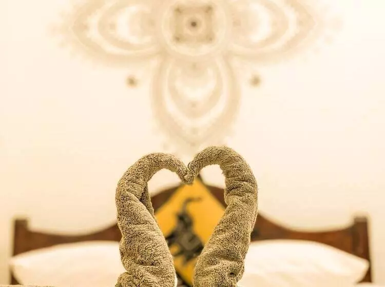 ホテル Sigiriya Rock Gate Tree House