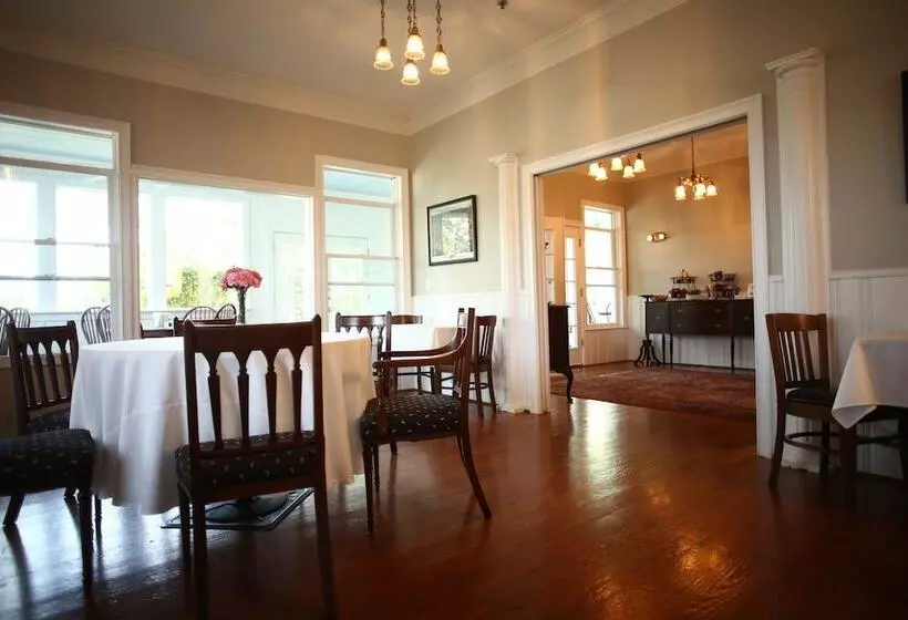 ホテル Stone Mountain Manor