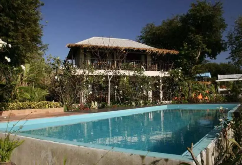 هتل Tamarina Resort Arng Sila