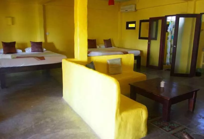 هتل Tamarina Resort Arng Sila