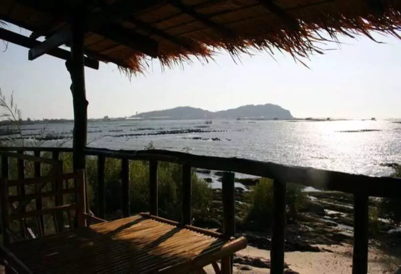 هتل Tamarina Resort Arng Sila