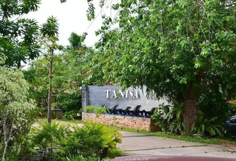 هتل Tanisa Resort
