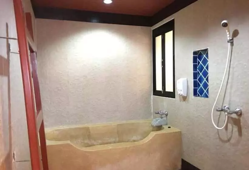 هتل Tanisa Resort