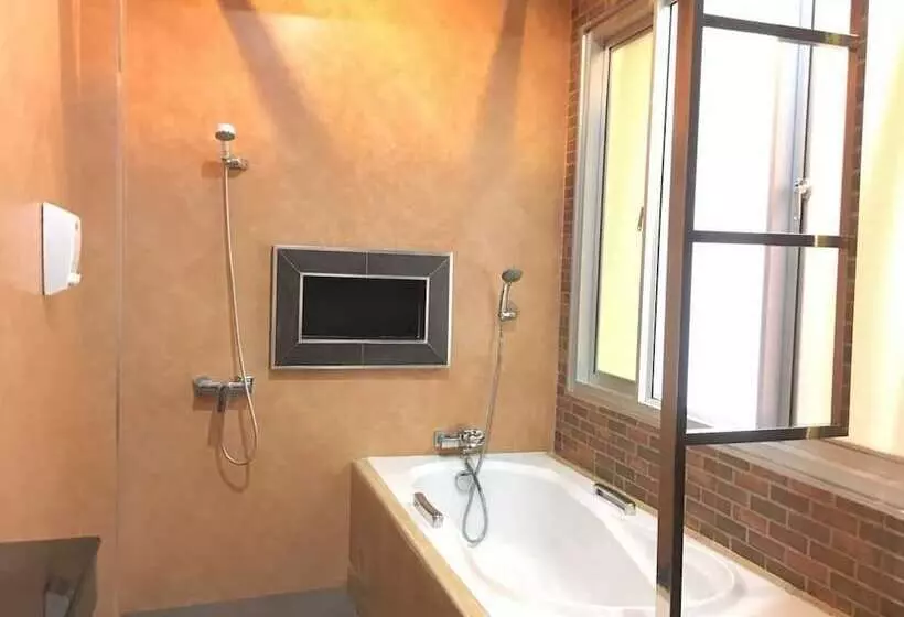 هتل Tanisa Resort