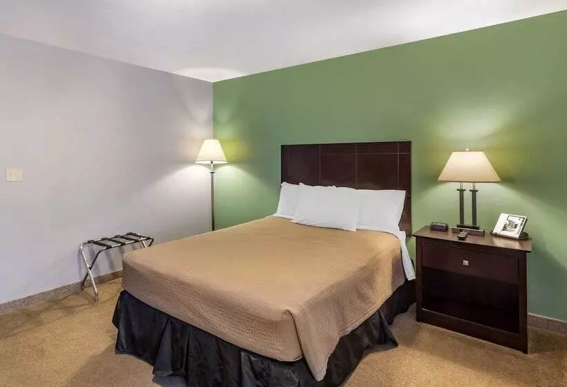 Отель The Riverstone Inn