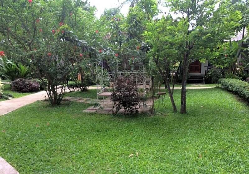 فندق The Sylvana Pai