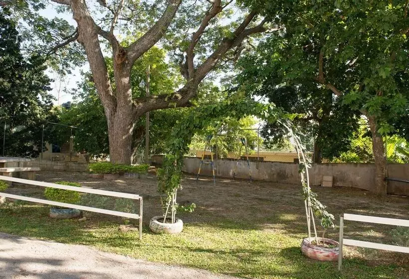 Modern Bilton Apartment